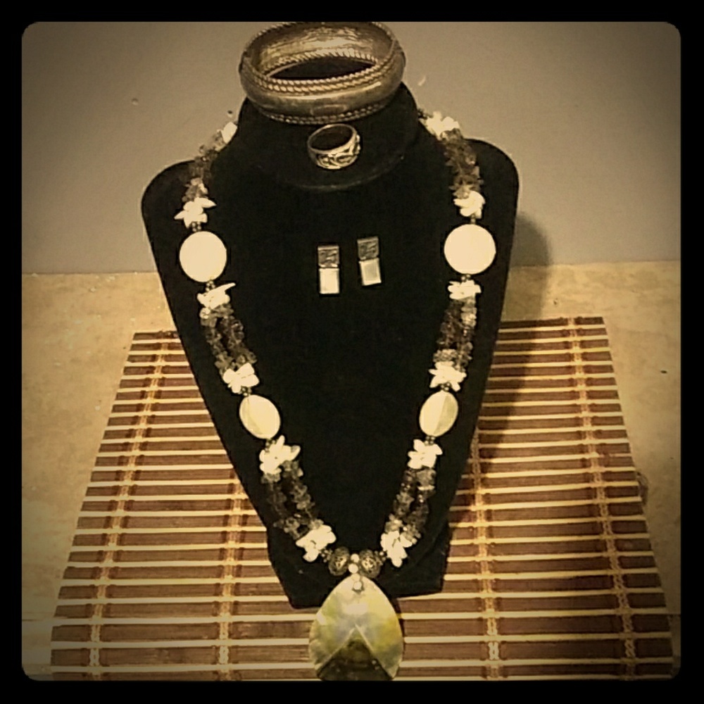 Smoke on the Water 4 piece Jewelry Set